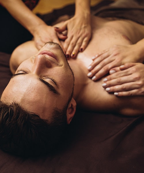 MEMBER 4 HAND MASSAGE